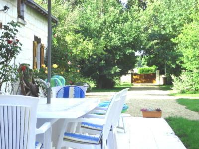 La Maison Tournesol - 3 Bedroom House With Large Garden Near Saumur Saint-Martin-de-la-Place Zewnętrze zdjęcie